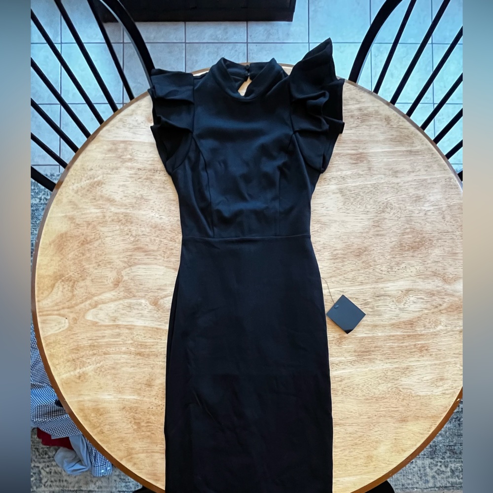 NWT Lulu’s business formal wear black dress with open back
